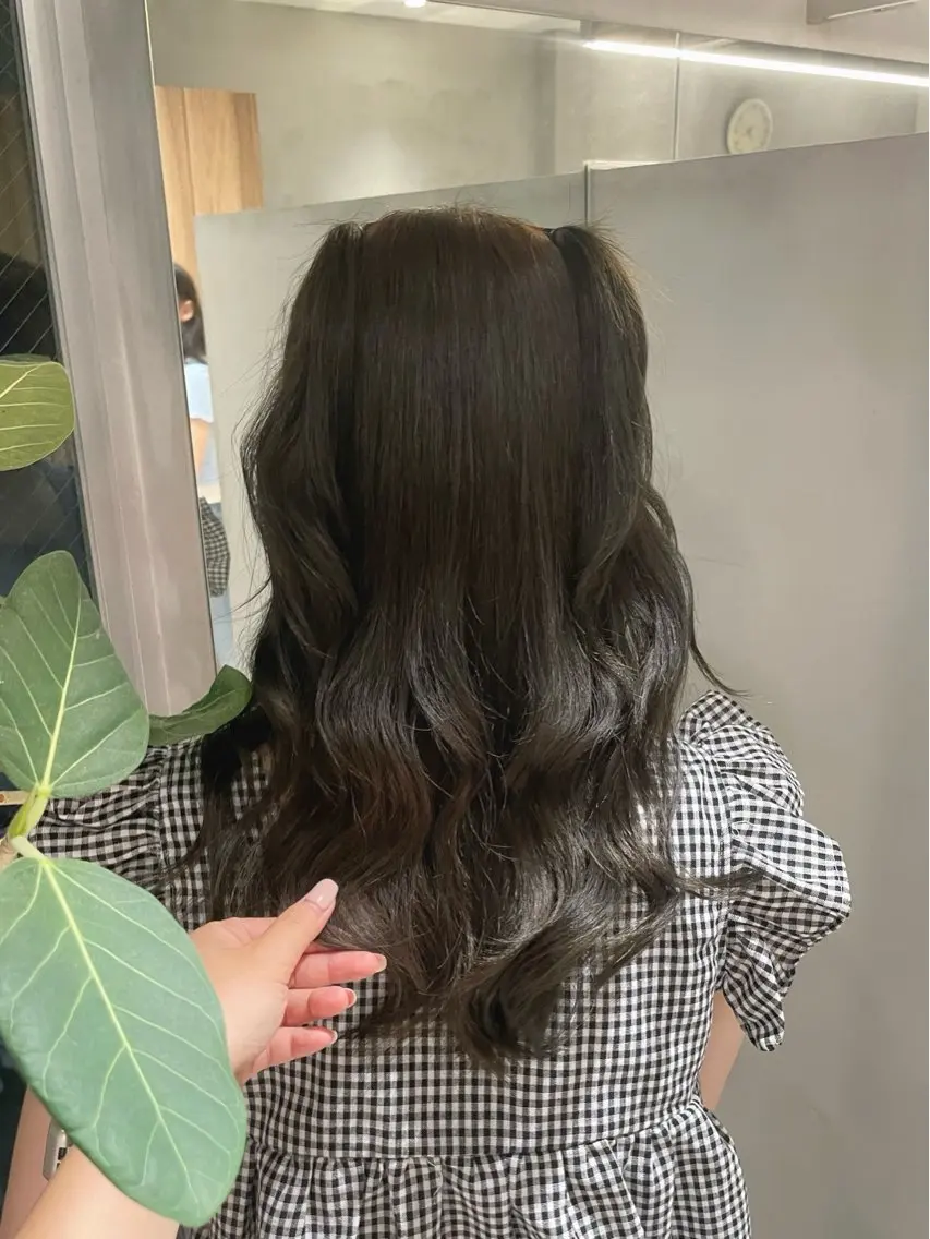 セミロング ヘアカラー ショート⌇艶カラー ⌇ RIN🌙のヘアスタイル
