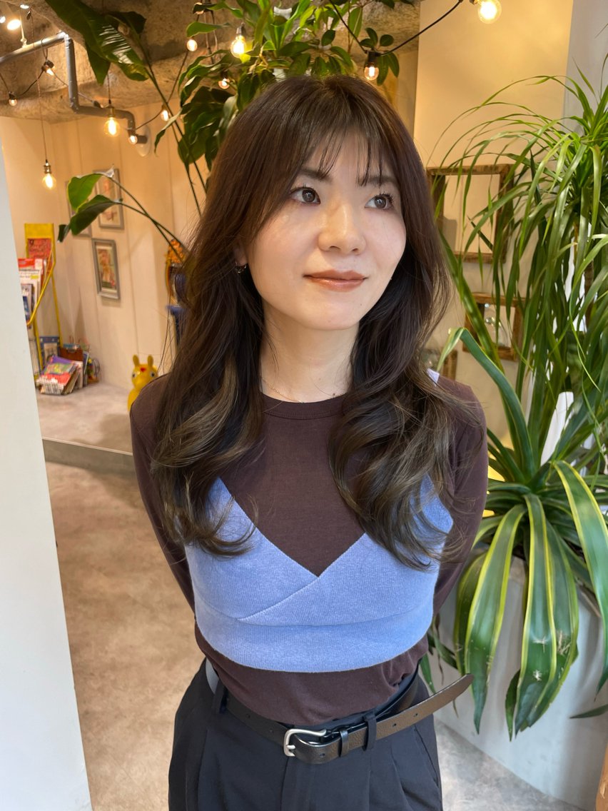 ロング ヘアカラー トリートメント 透明感カラー 🦋AYAのヘアスタイル