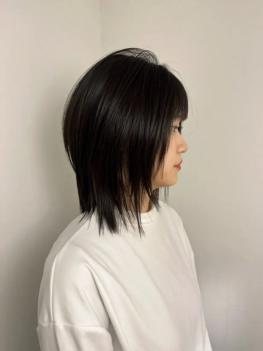 ミディアム Airi 韓国y2k ハイレイヤーのヘアスタイル