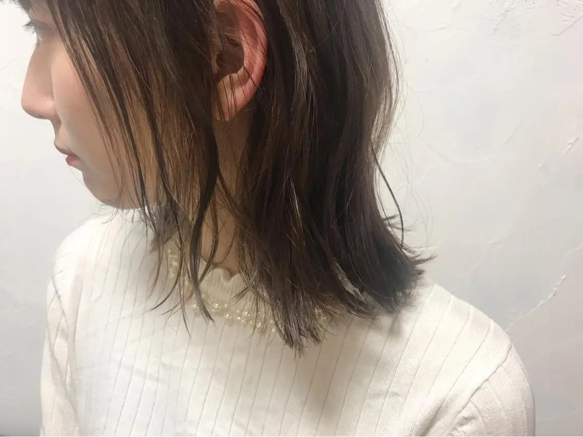 セミロング カット ヘアカラー トリートメント 【Uneユヌ】菊地 春那のヘアスタイル