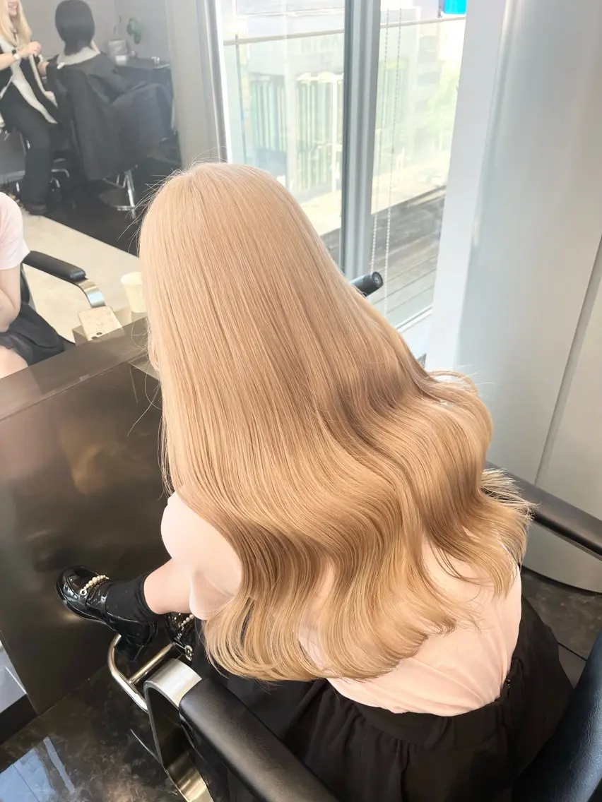 ロング カラー ヘアアレンジ ヘアカラー トリートメント ヘアセット 韓国ヘア🖤/透明感 shihoのヘアスタイル