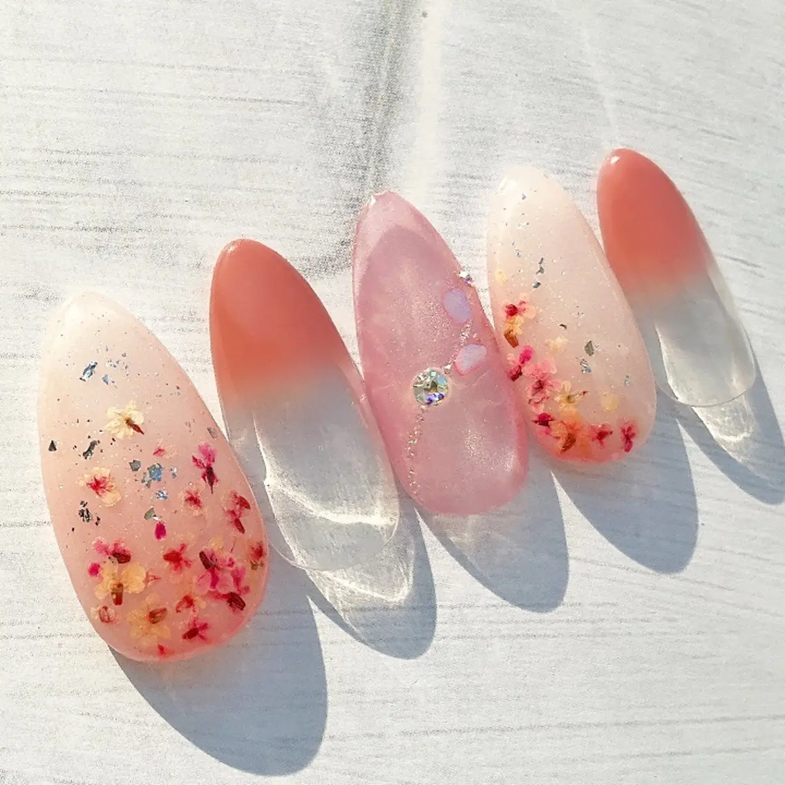 ネイル ハンドネイル 宮森 貴子のネイルデザイン