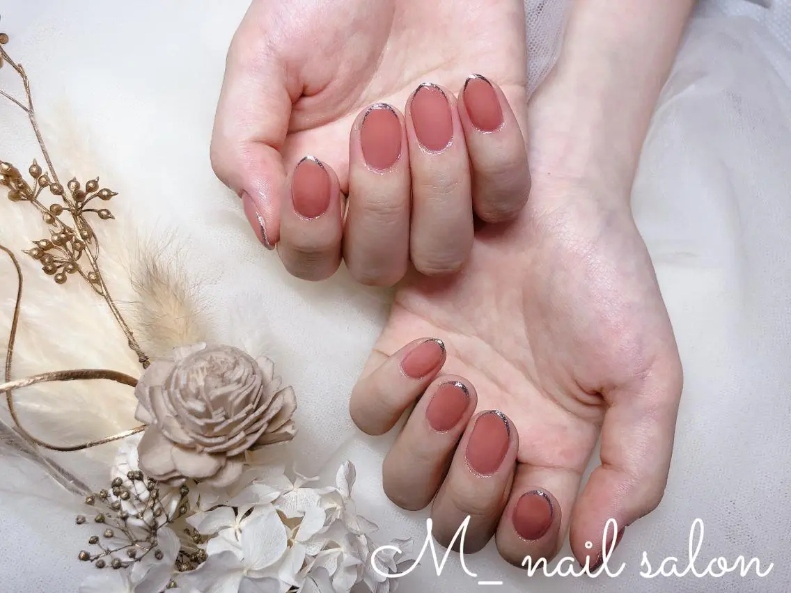 ネイル シンプルネイル M_ nail salonのネイルデザイン