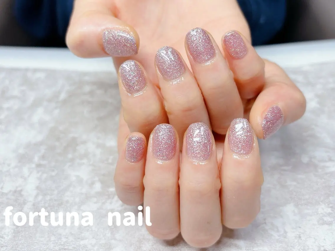 ネイル ラメ(グリッター) Nail •Head スパFortunaのネイルデザイン
