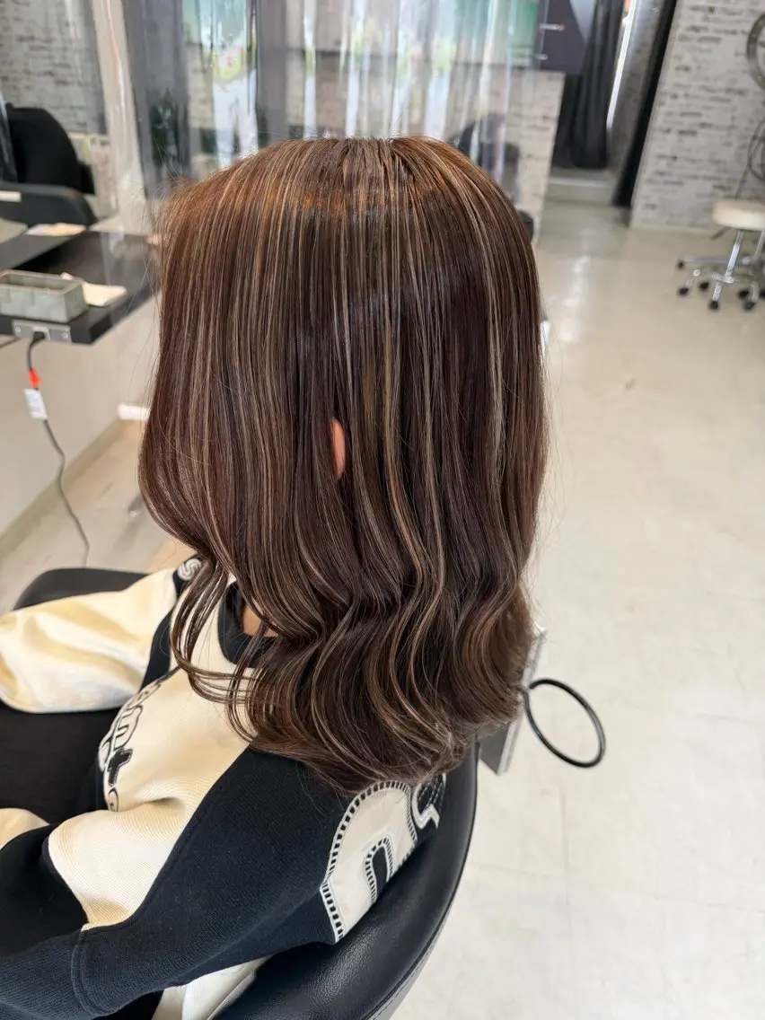 セミロング カット ヘアカラー yuuka charmのヘアスタイル