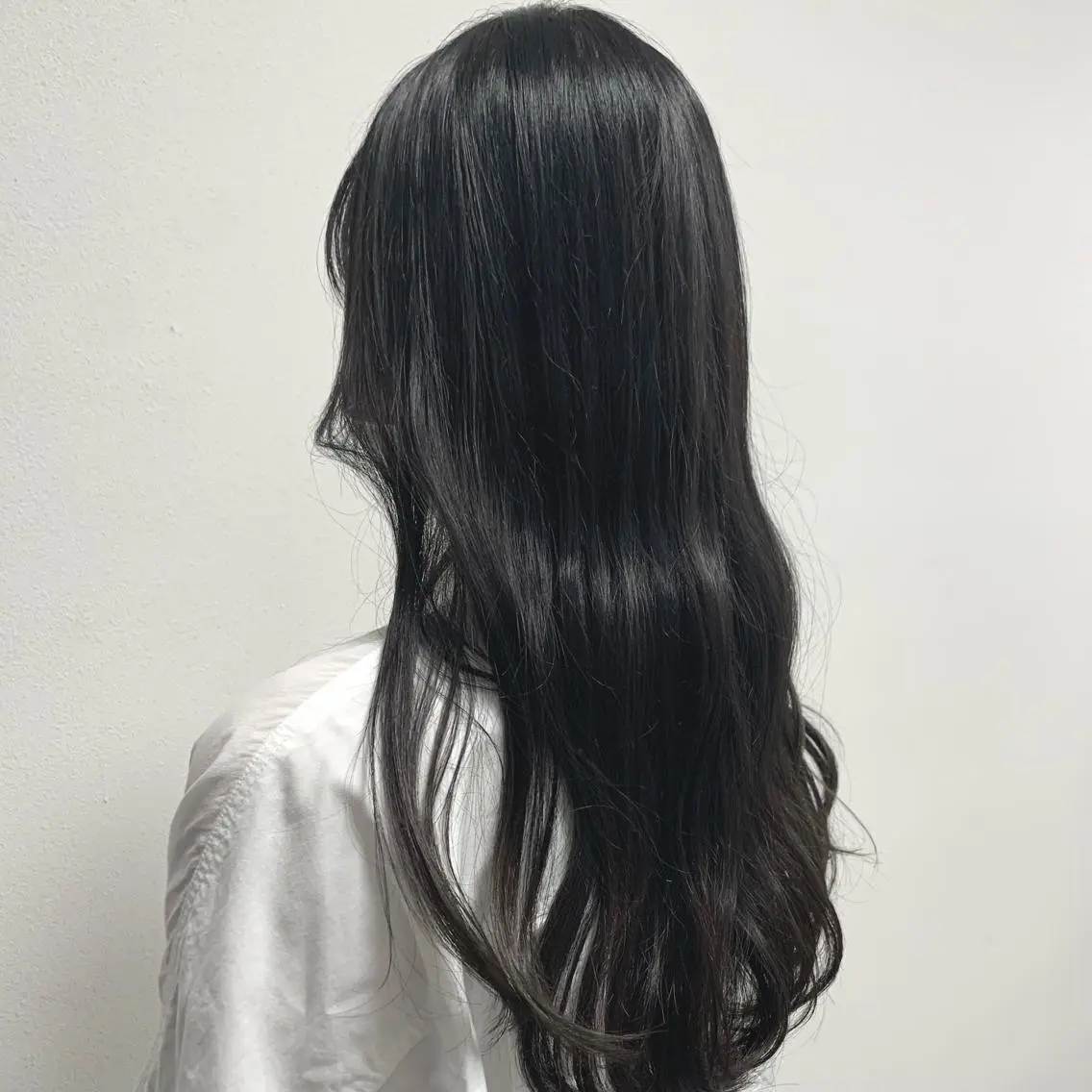 ロング カラー 透明感カラー グレージュ シアーグレージュ 村田 来倖のヘアスタイル