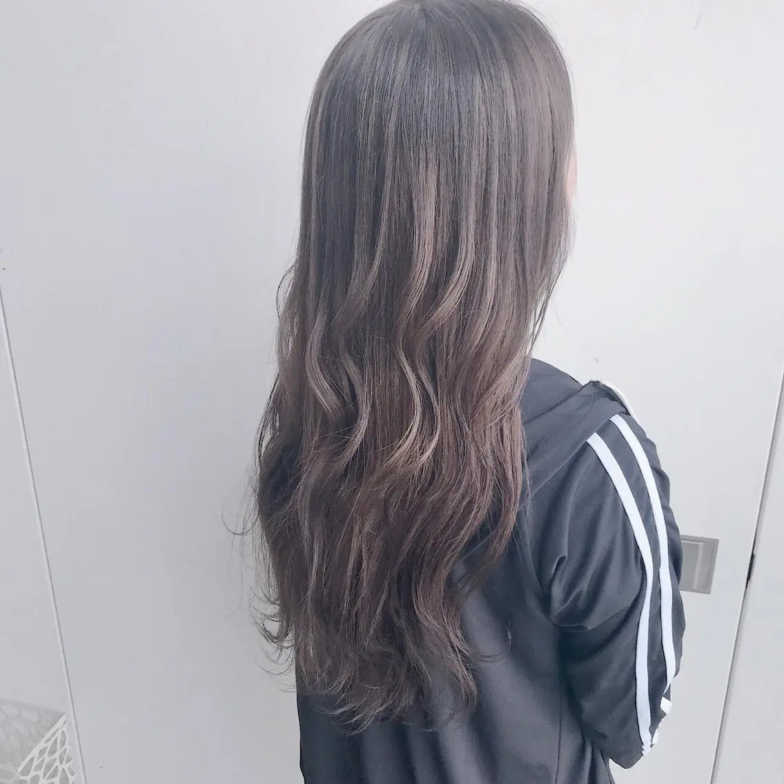ロング カラー 透明感カラー ダブルカラー 中塚 義人のヘアスタイル