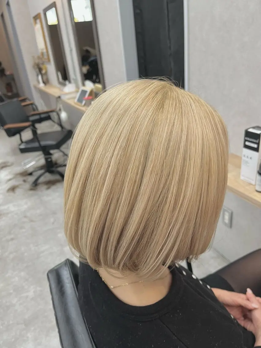 ショート カラー ヘアカラー トリートメント 大人女子&髪改善専門 Nobuフリーランスのヘアスタイル