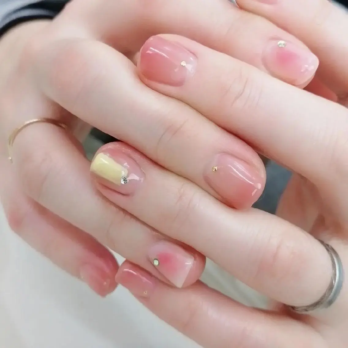 ネイル コエリネイル &エステのネイルデザイン