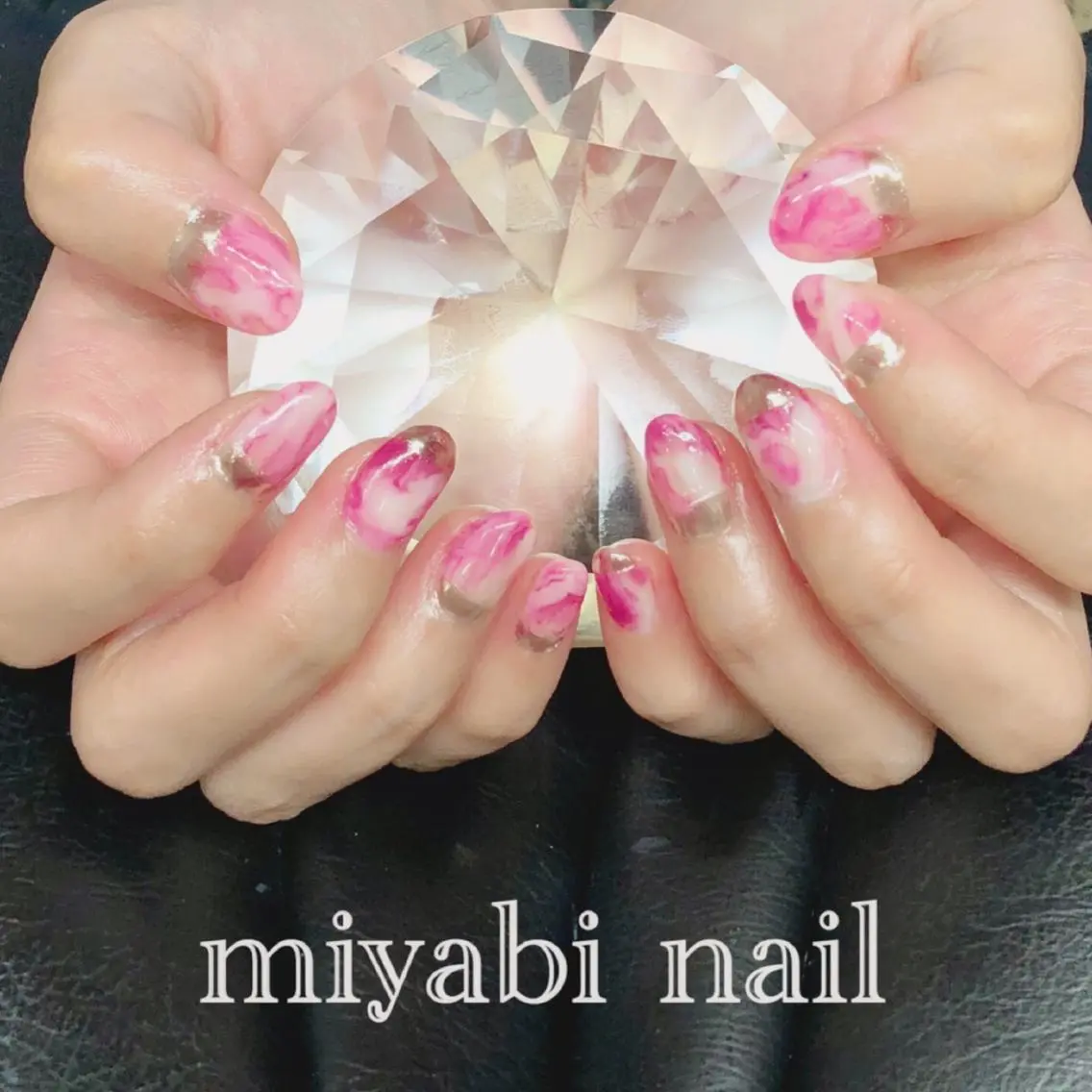 ネイル アートネイル ジェルネイル ミラーネイル 持ち込み ニュアンスネイル ハンドネイル miyabi nail 桂川駅近くのネイルデザイン