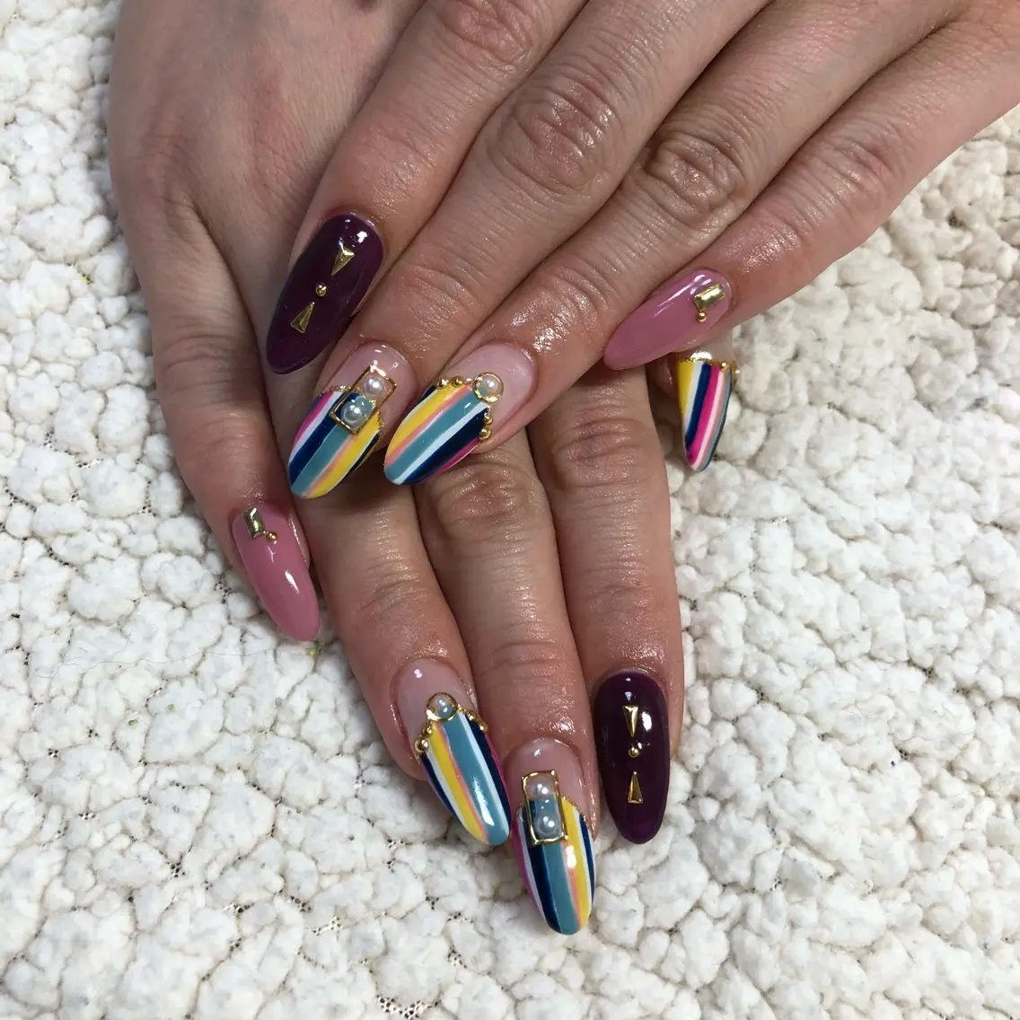 ネイル ストーンネイル ハンドネイル nail ayacaのネイルデザイン