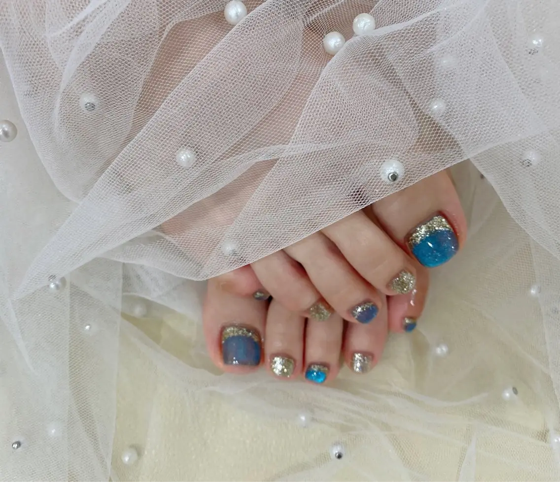 ネイル アートネイル 成人式 フラッシュネイル フラワーネイル フットネイル フットネイル Moci Nail Salonのネイルデザイン