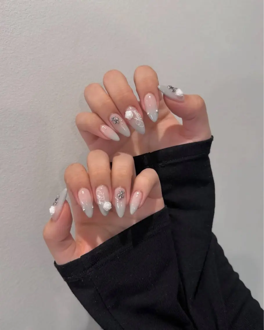 ネイル チークネイル 長さ出し フレンチネイル ジェルネイル ガーリー ハンドネイル Sora Nail Studioのネイルデザイン