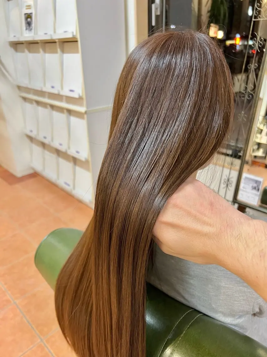 ロング カラー ヘアカラー トリートメント 石井 佑樹のヘアスタイル