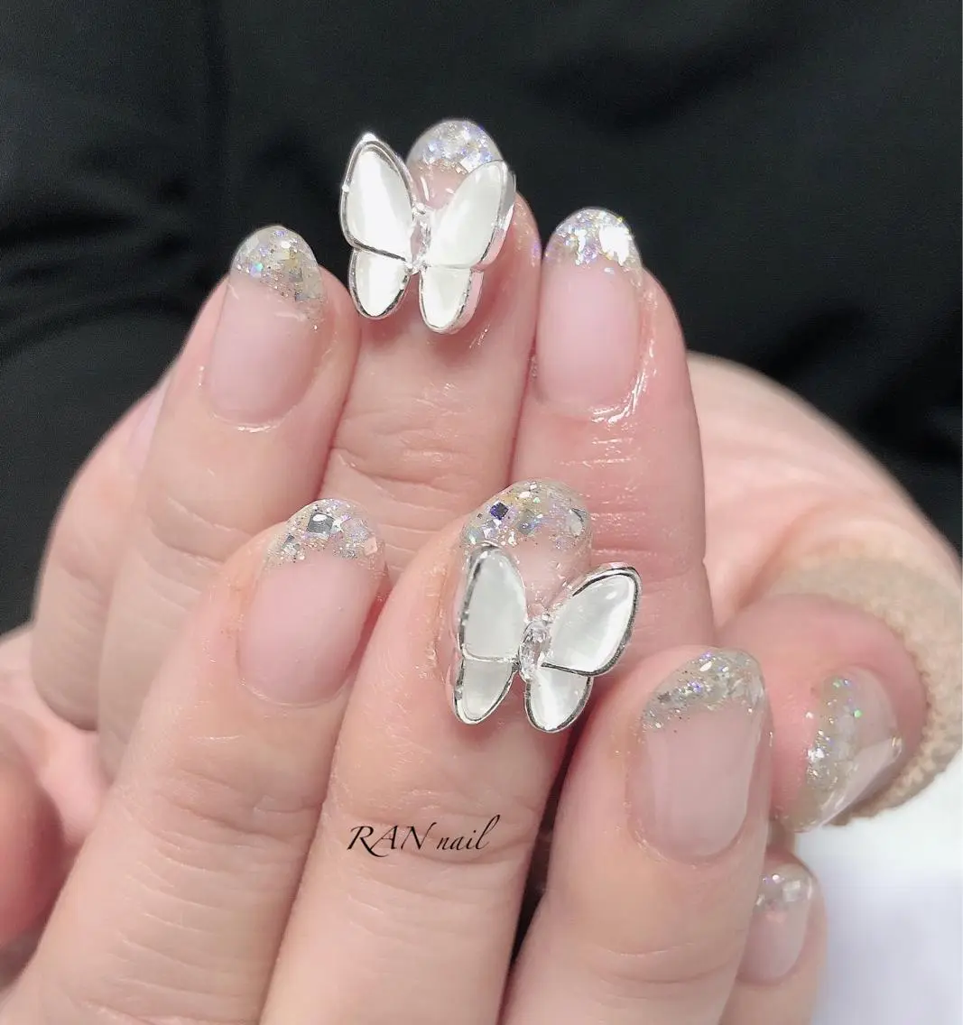 ネイル フットネイル フレンチネイル ガラスフレンチ オフィスネイル シンプルネイル ハンドネイル フットネイル RAN nailのネイルデザイン