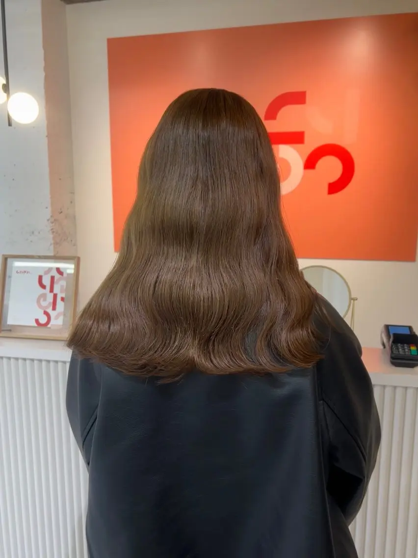セミロング 西邑 環のヘアスタイル