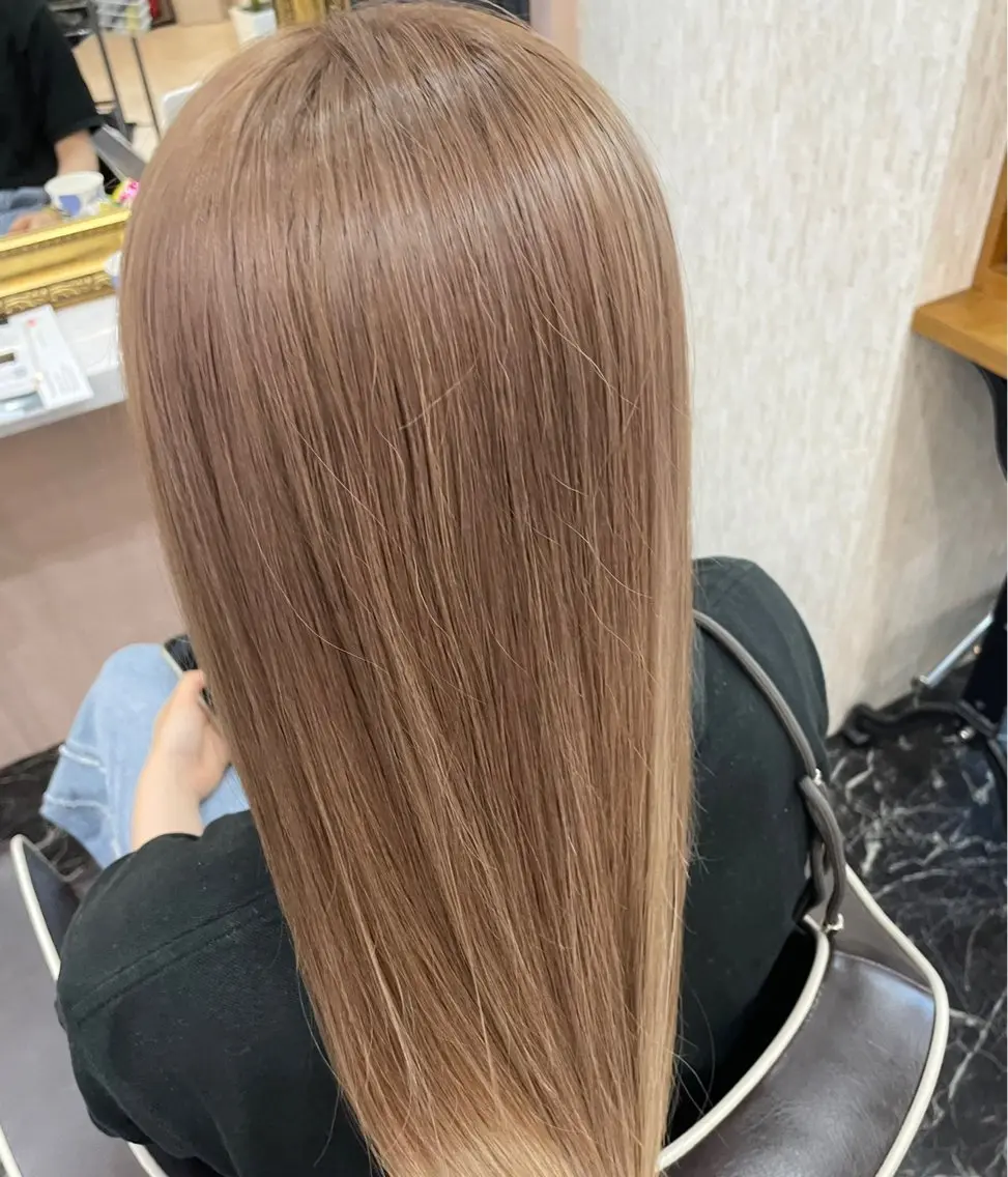 業界最安値‼️髪質改善【高濃度水素トリートメント 】ULTOWA トリートメント＋フルカラー＋カット ¥13000の写真