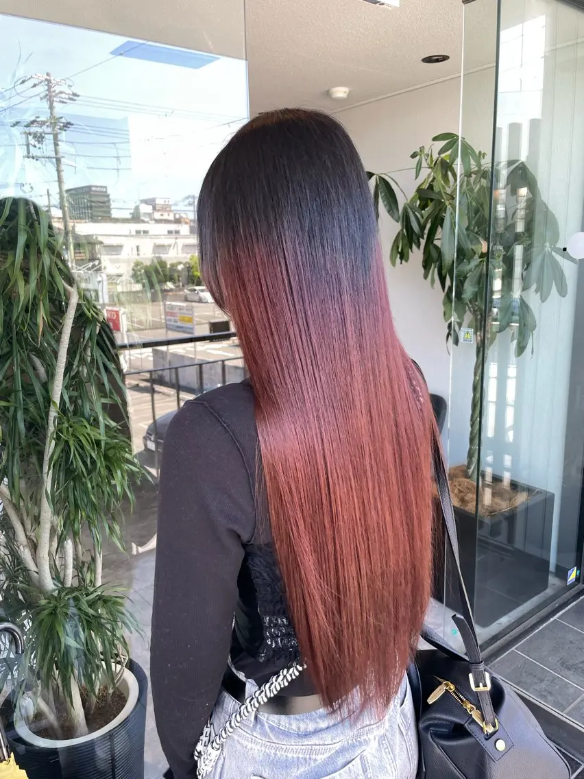 ロング カラー 谷口 優希のヘアスタイル