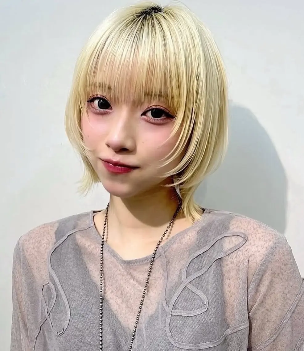 ショート カラー ウルフ🦋顔まわり ❤︎ ͛MEIのヘアスタイル