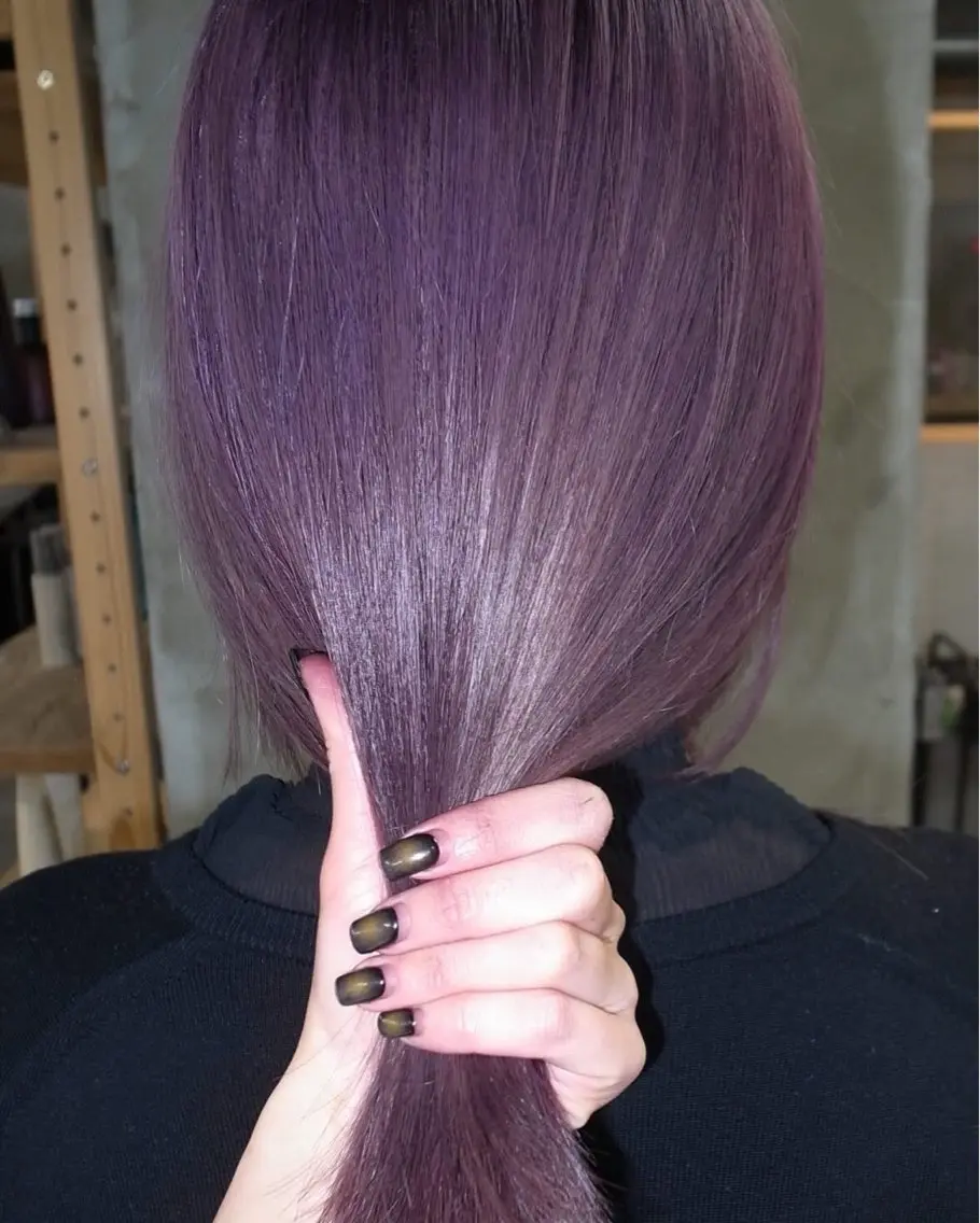 セミロング カラー 湯浅 美玖のヘアスタイル