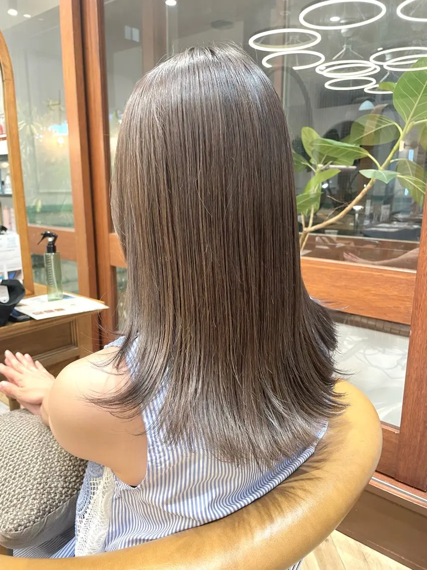 セミロング カラー カット ヘアカラー トリートメント 360°キレイな ショートカットのヘアスタイル