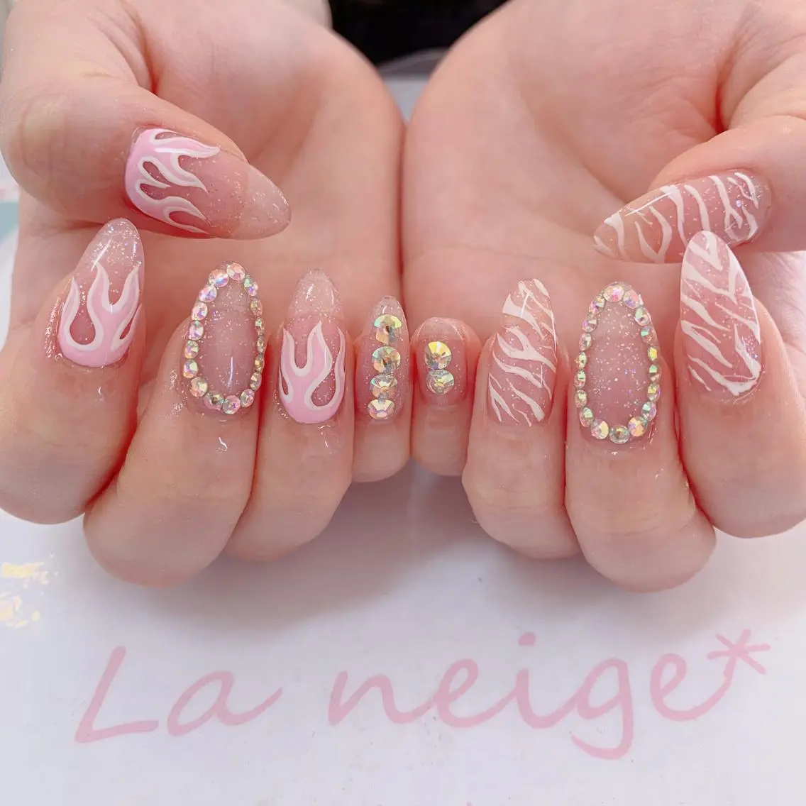 ネイル La neige* yuki 🐩🌙のネイルデザイン