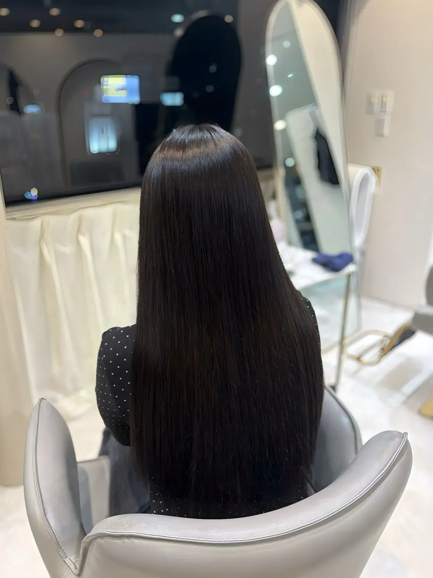 ロング カラー ヘアカラー 大西 愛梨のヘアスタイル