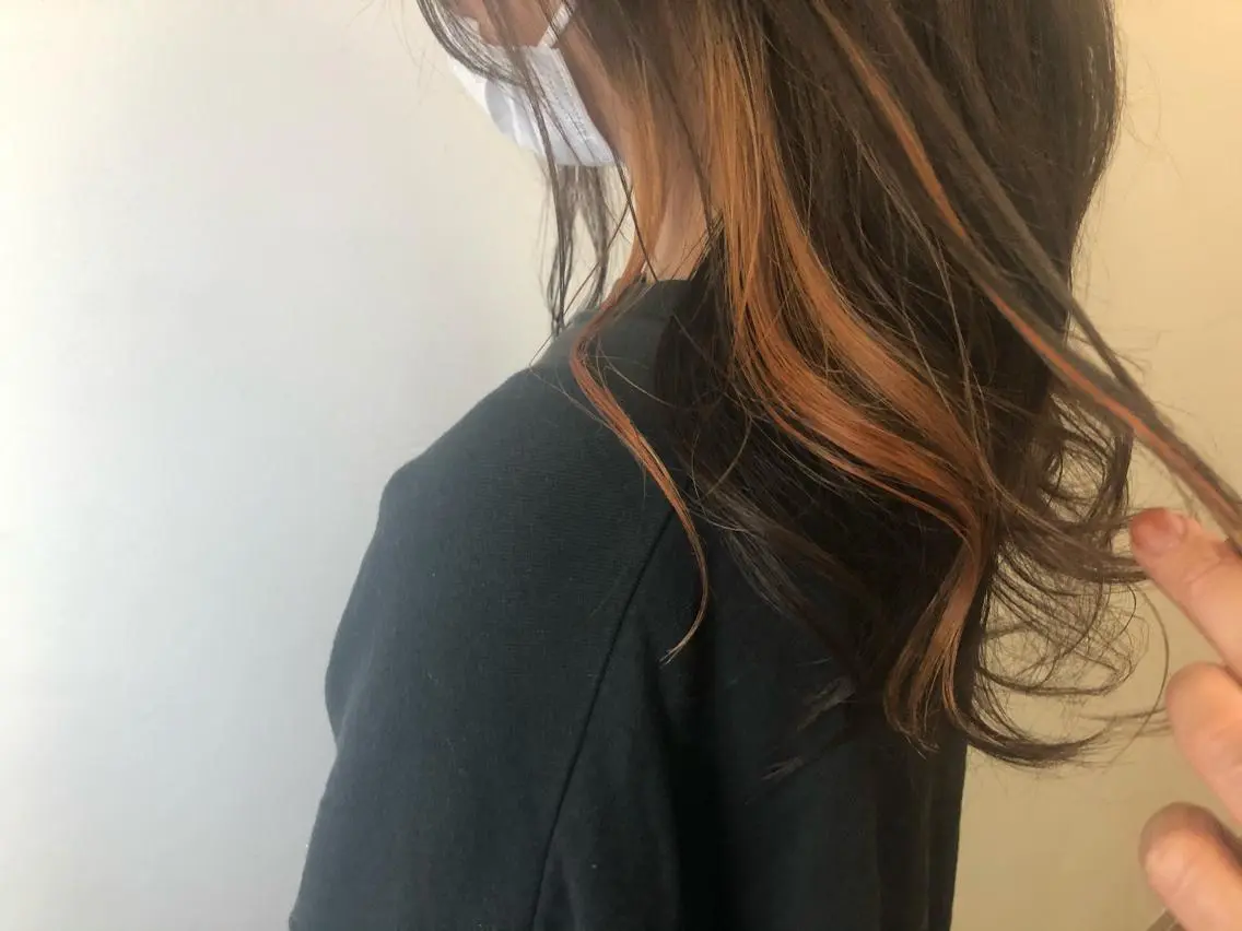 カラー オレンジ メンズ レイヤー ウルフ 弓木啓輔のヘアスタイル
