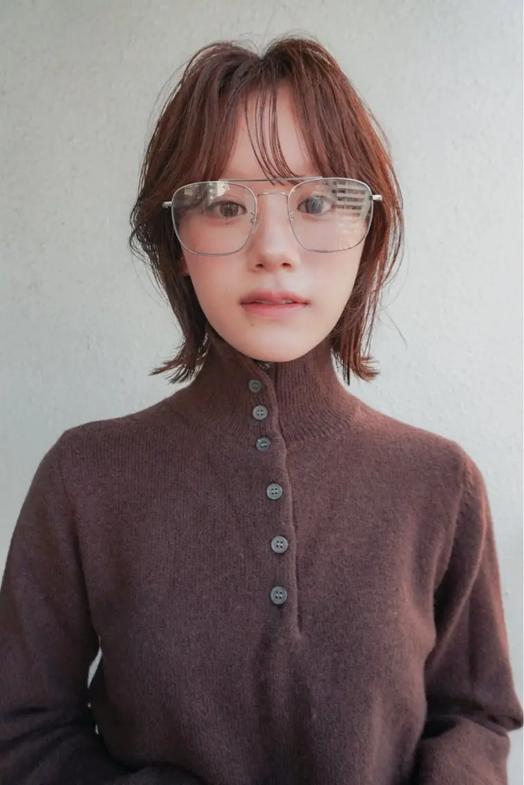 ショート カラー パーマ ブラウンカラー ボブ 顔まわりレイヤー レイヤーカット カット ヘアカラー パーマ トリートメント レイヤー/パーマ TAKUYAのヘアスタイル
