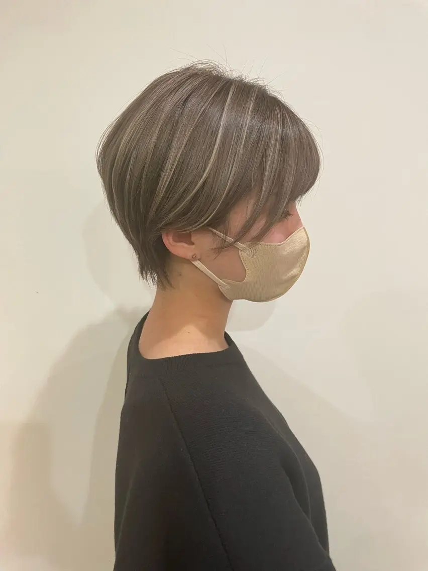 ショート 杉原 向日梨のヘアスタイル
