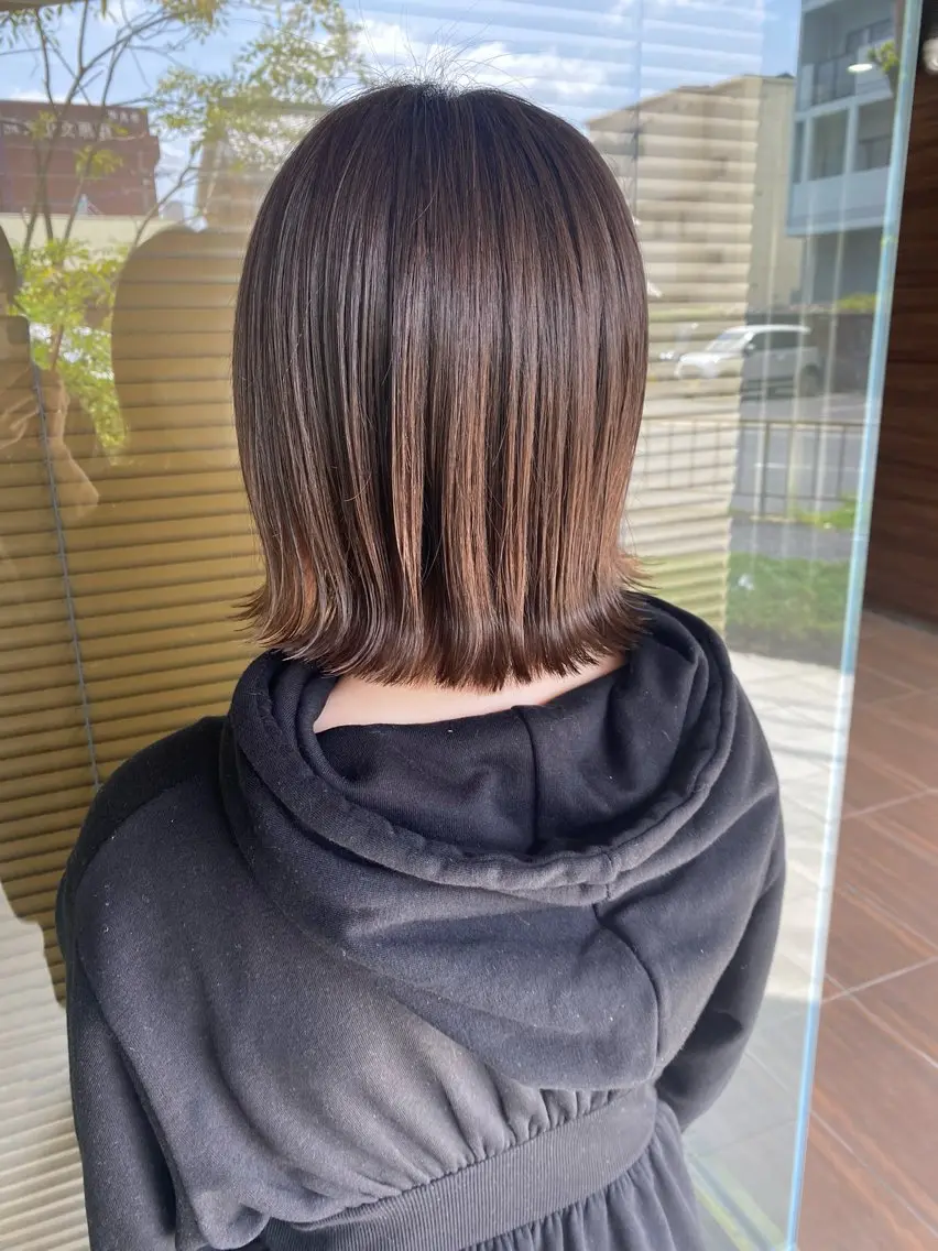 ショート 切りっぱなしボブ ボブ ショートヘア 外ハネヘア 似合わせ屋さん / ボブ・レイヤーのヘアスタイル