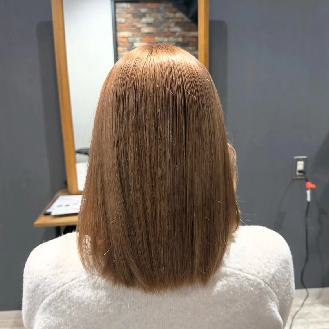 🪄︎︎イメチェン🪄︎︎全頭ブリーチ+透明感カラー¥7000✨の写真