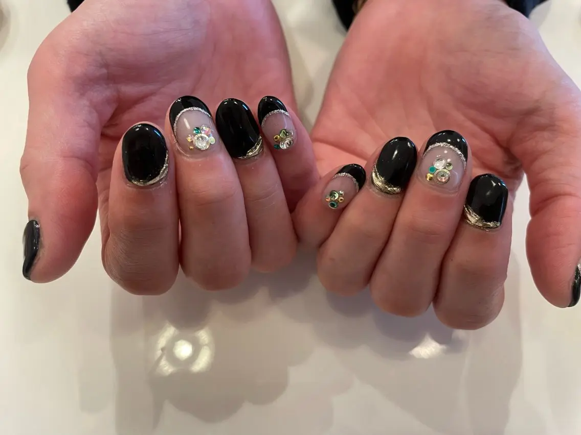 ネイル ♡ビジュール♡ NAIL &まつ毛のマツエク・マツパデザイン