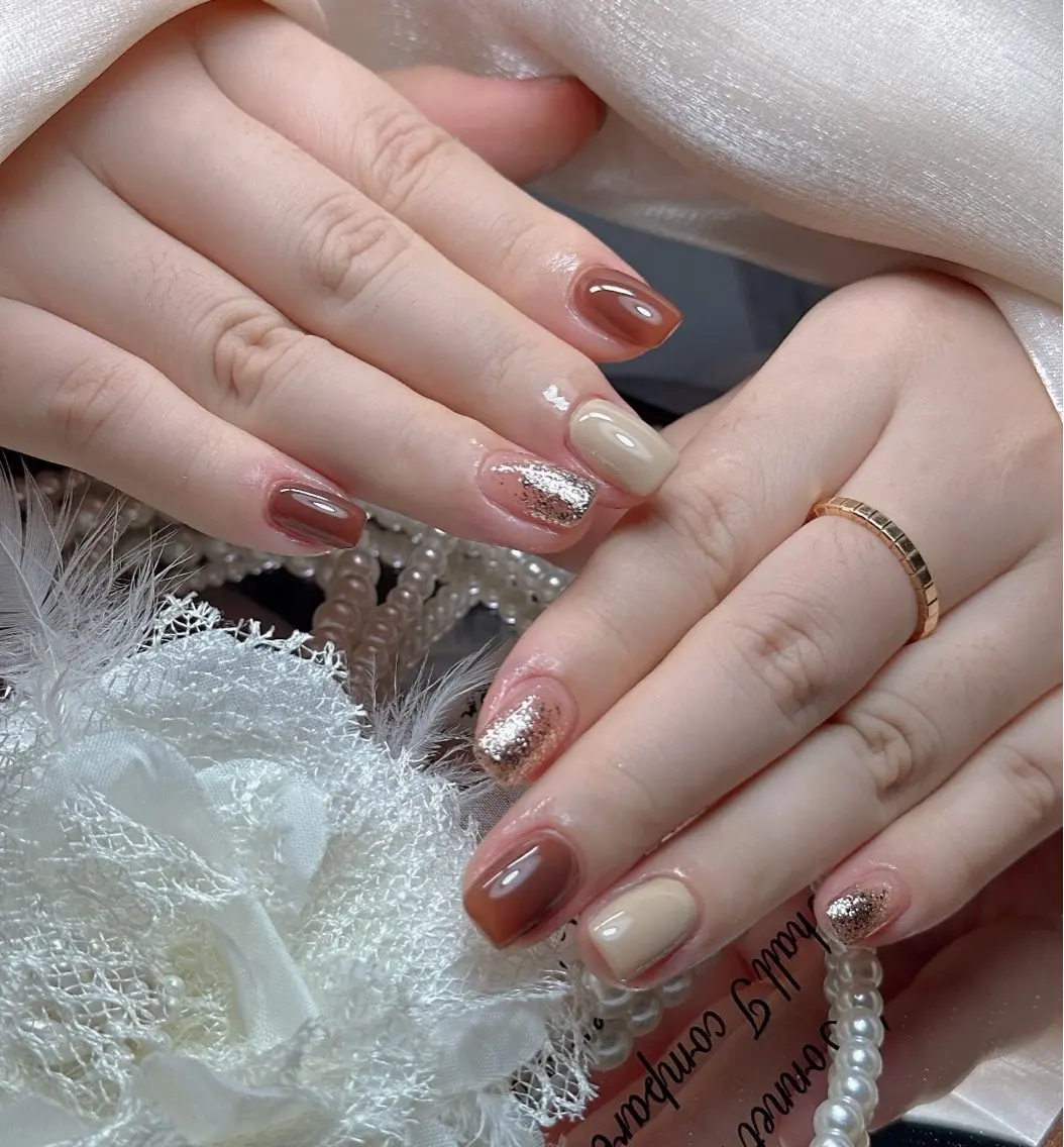 ネイル オーロラネイル べっ甲ネイル チークネイル 成人式 長さ出し For you. Nail Salonのネイルデザイン