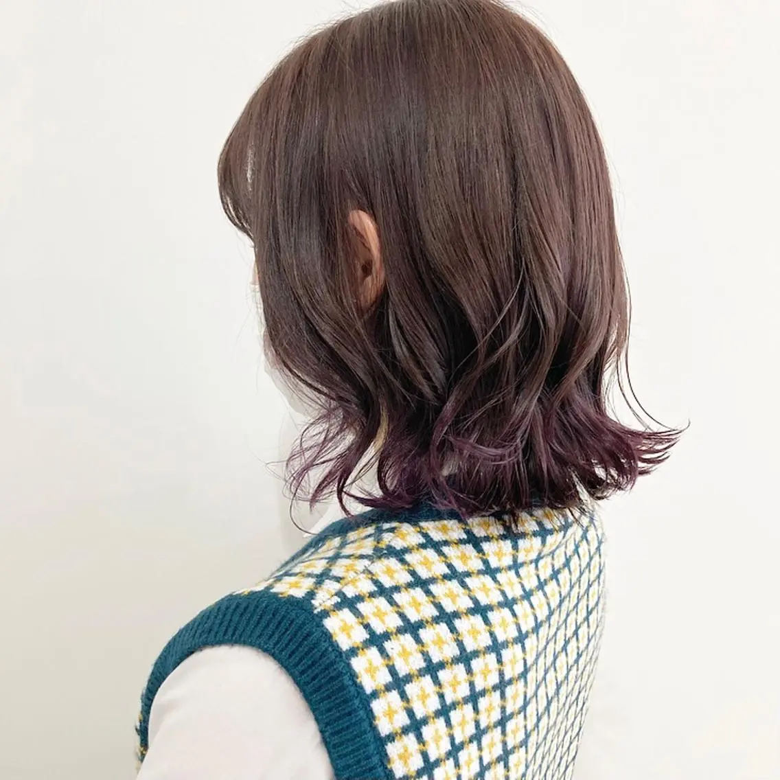 ミディアム カラー ブリーチ カシス ブリーチなしカラー お洒落パーマ/ 艶カラー/michiのヘアスタイル