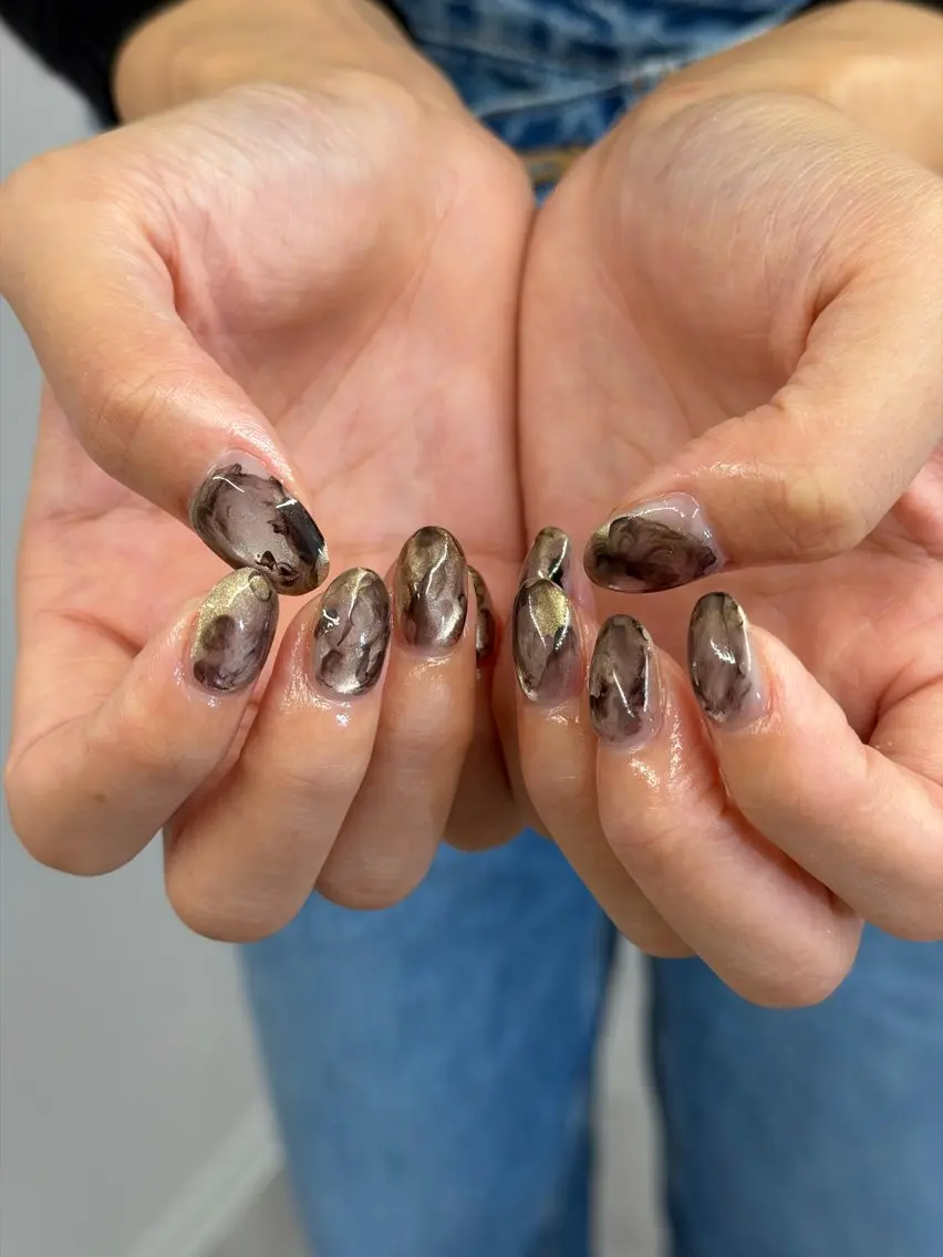 ネイル ジェルネイル キラキラネイル マグネットネイル ニュアンスネイル パラジェル ハンドネイル ハンドケア Bana_ Nailのネイルデザイン
