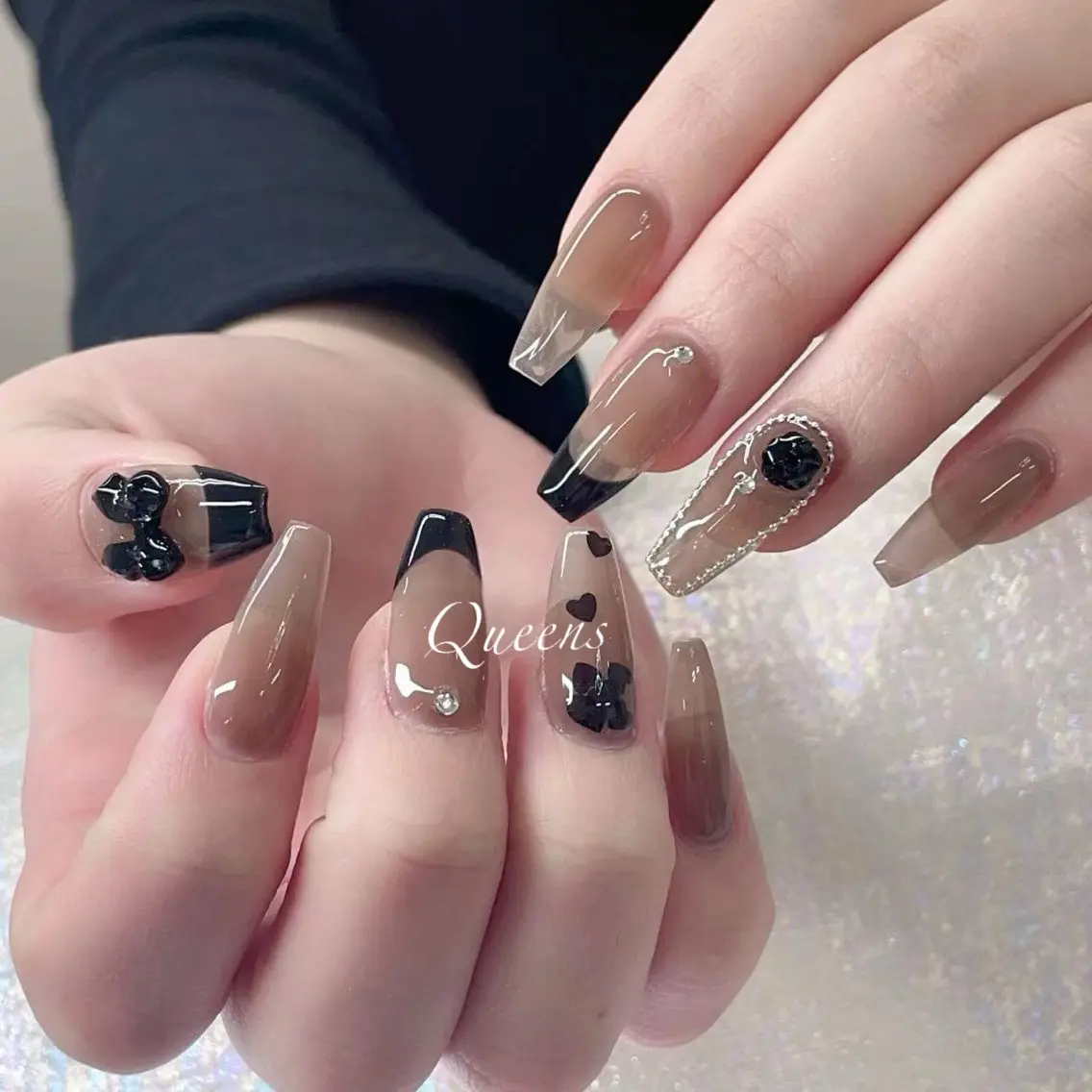 ネイル ハンドネイル Queens マオのネイルデザイン