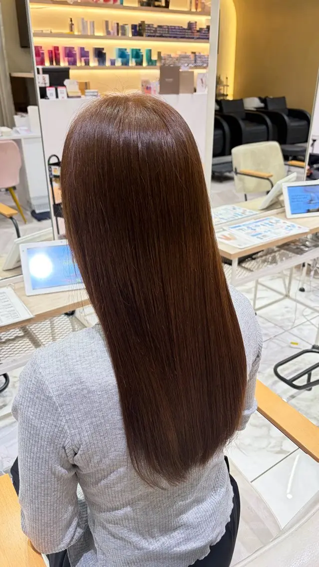 ロング 海優⭐️ネイル⭐️ 透明感カラーのネイルデザイン
