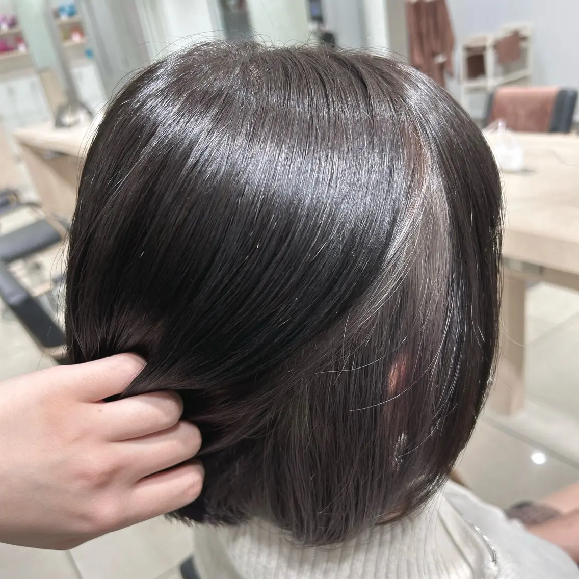 ショート カラー ヘアカラー 【🎀推しカラー × 艶髪】小池 雪奈のヘアスタイル