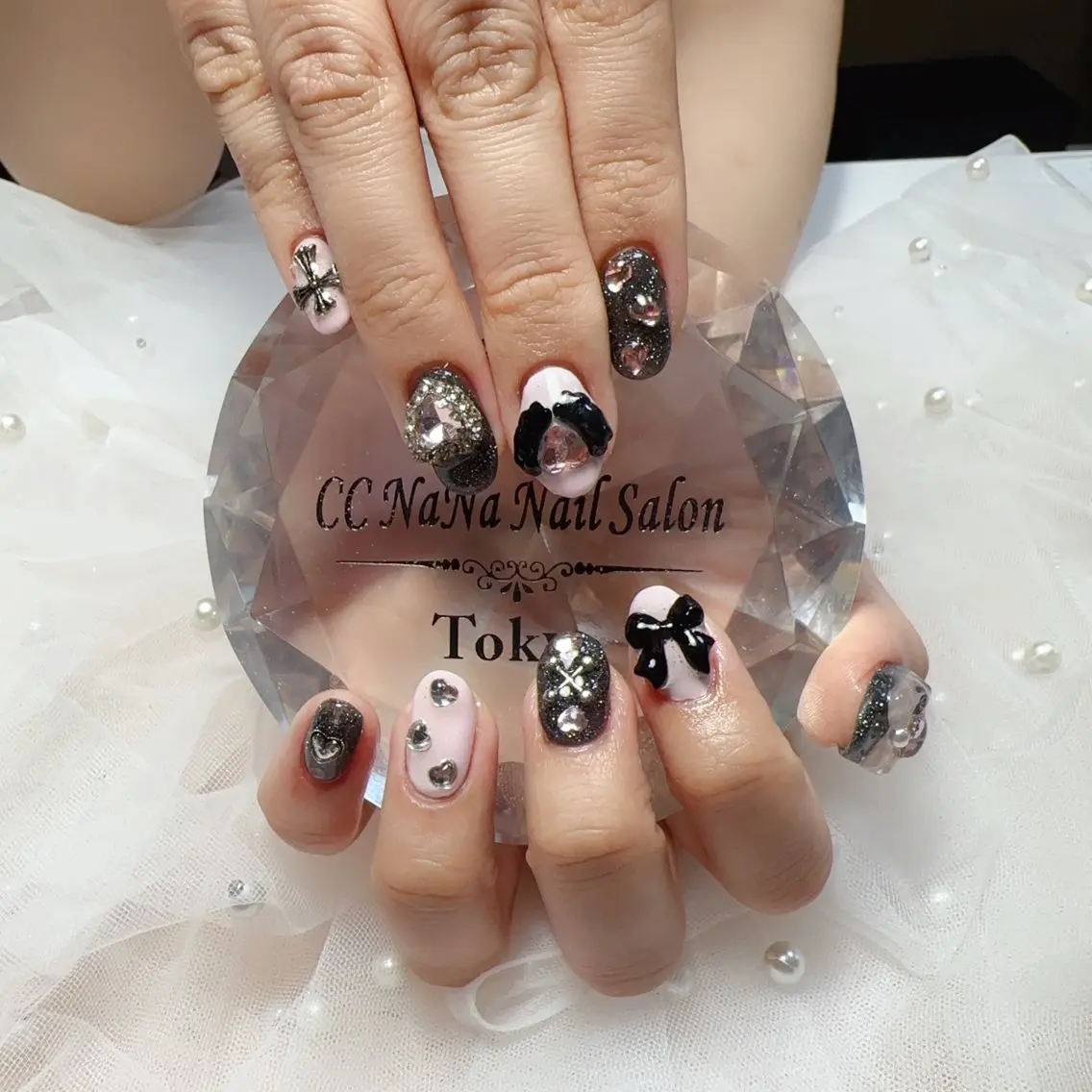 ネイル ハンドネイル CC NaNa ワンホンネイル🌙Nのネイルデザイン
