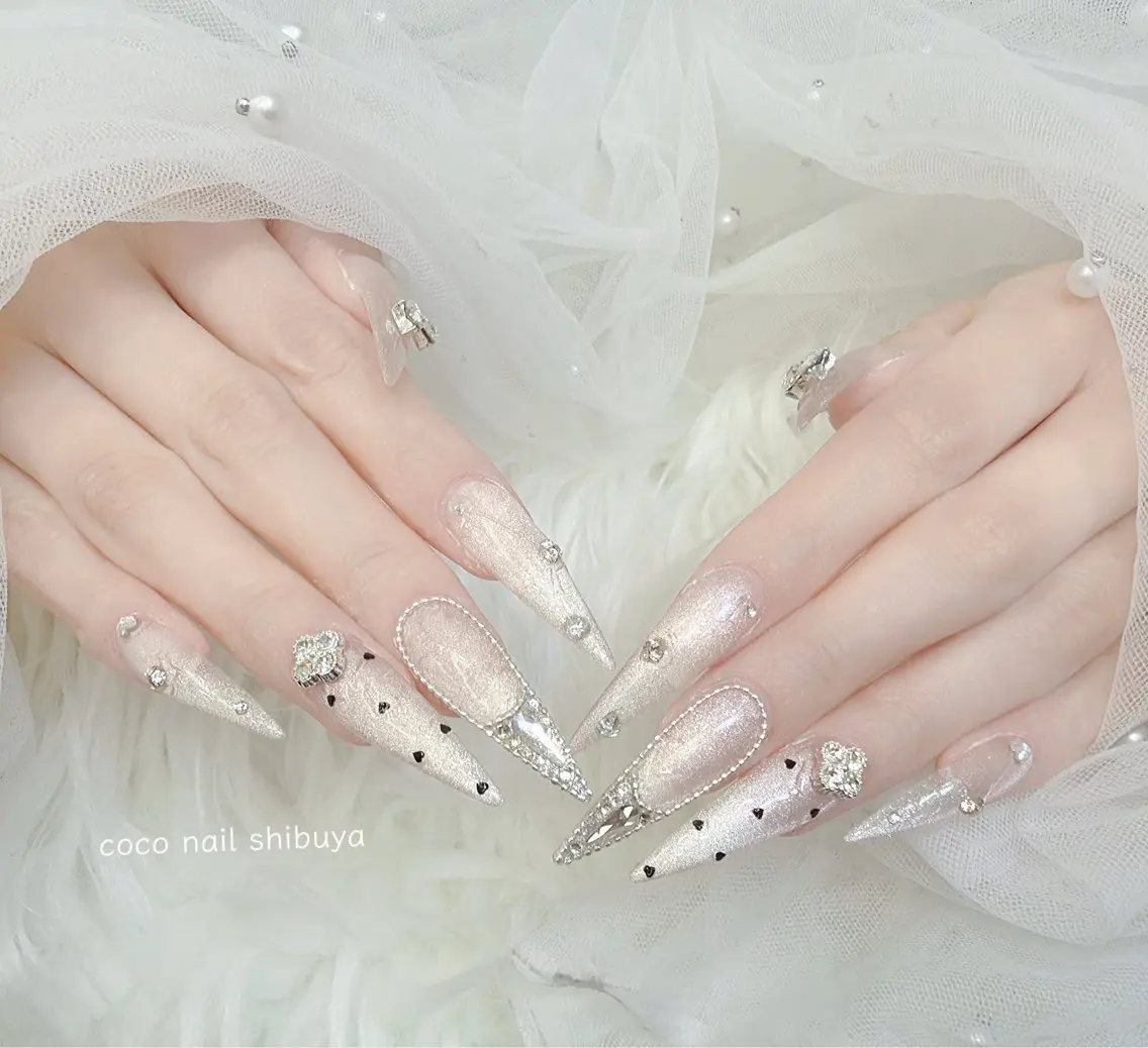 ネイル 長さ出し 韓国ネイル ロングネイル 持ち込み スーパーロングネイル ハンドネイル CoCo Nail 長さ出し専門店のネイルデザイン