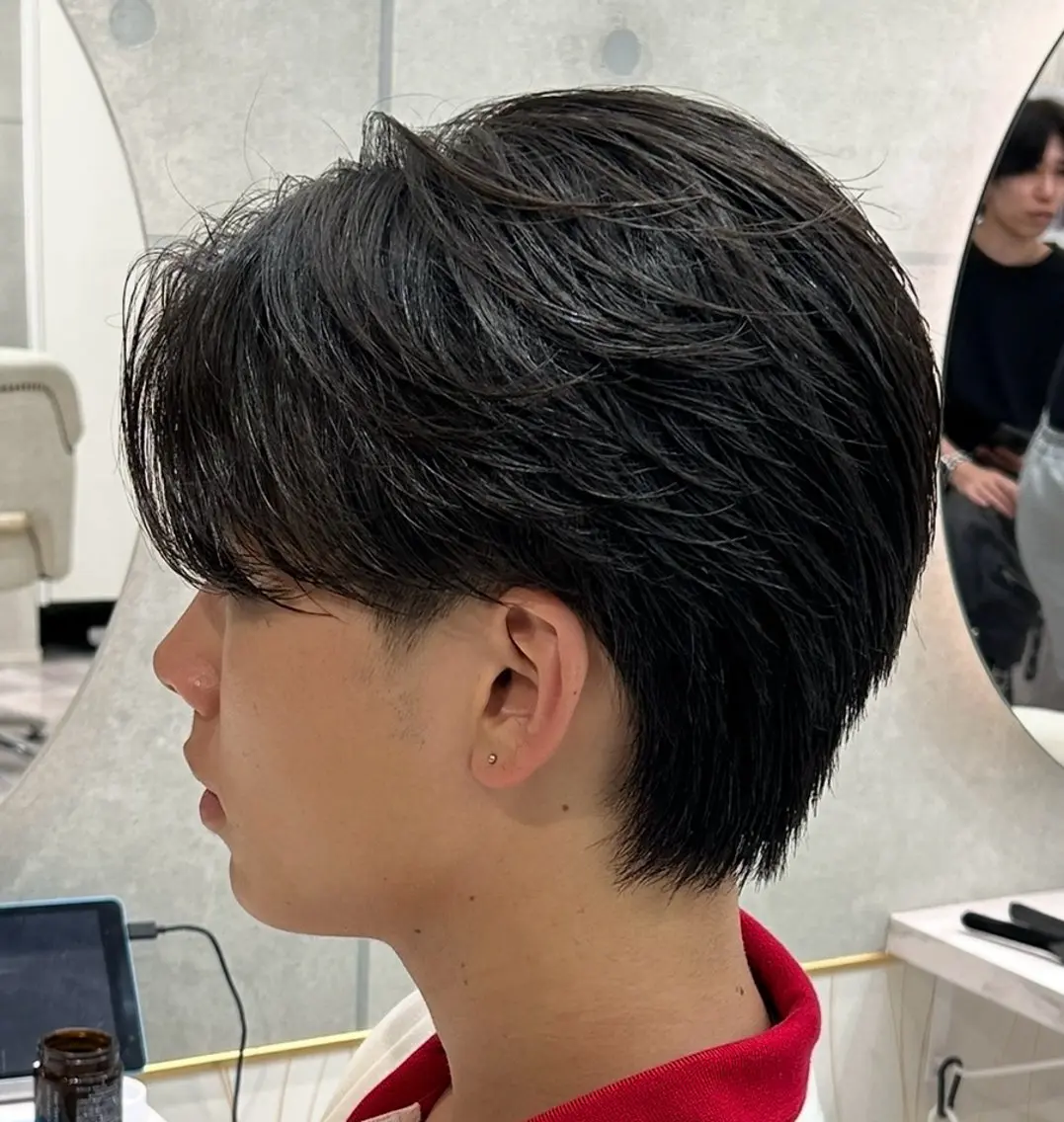 ショート パーマ メンズ 岩城 滉成のヘアスタイル