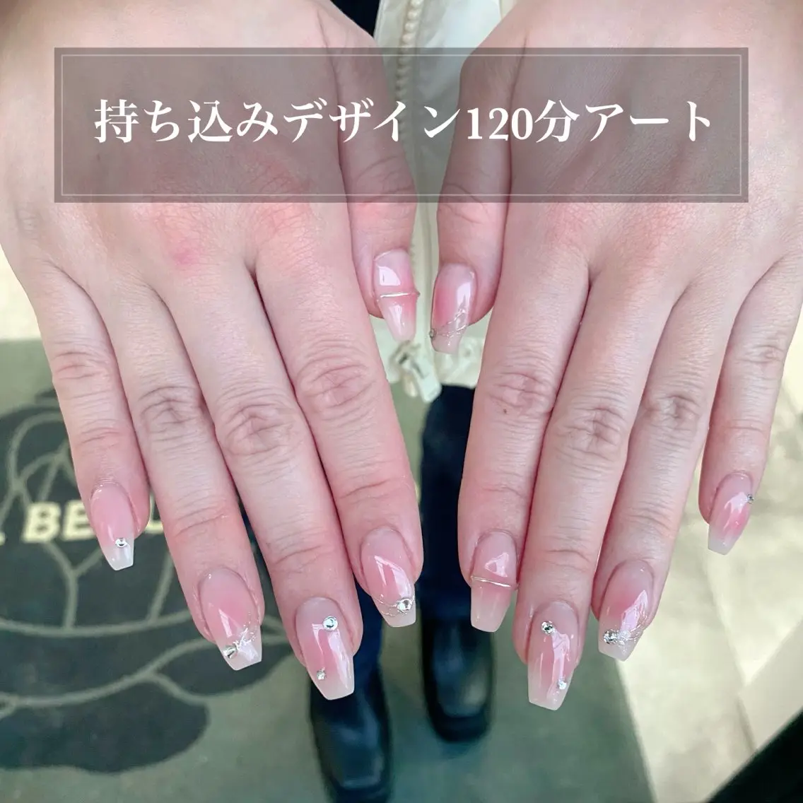 ネイル チークネイル キラキラネイル 持ち込み ストーンネイル ハンドネイル NANA RIKOのネイルデザイン
