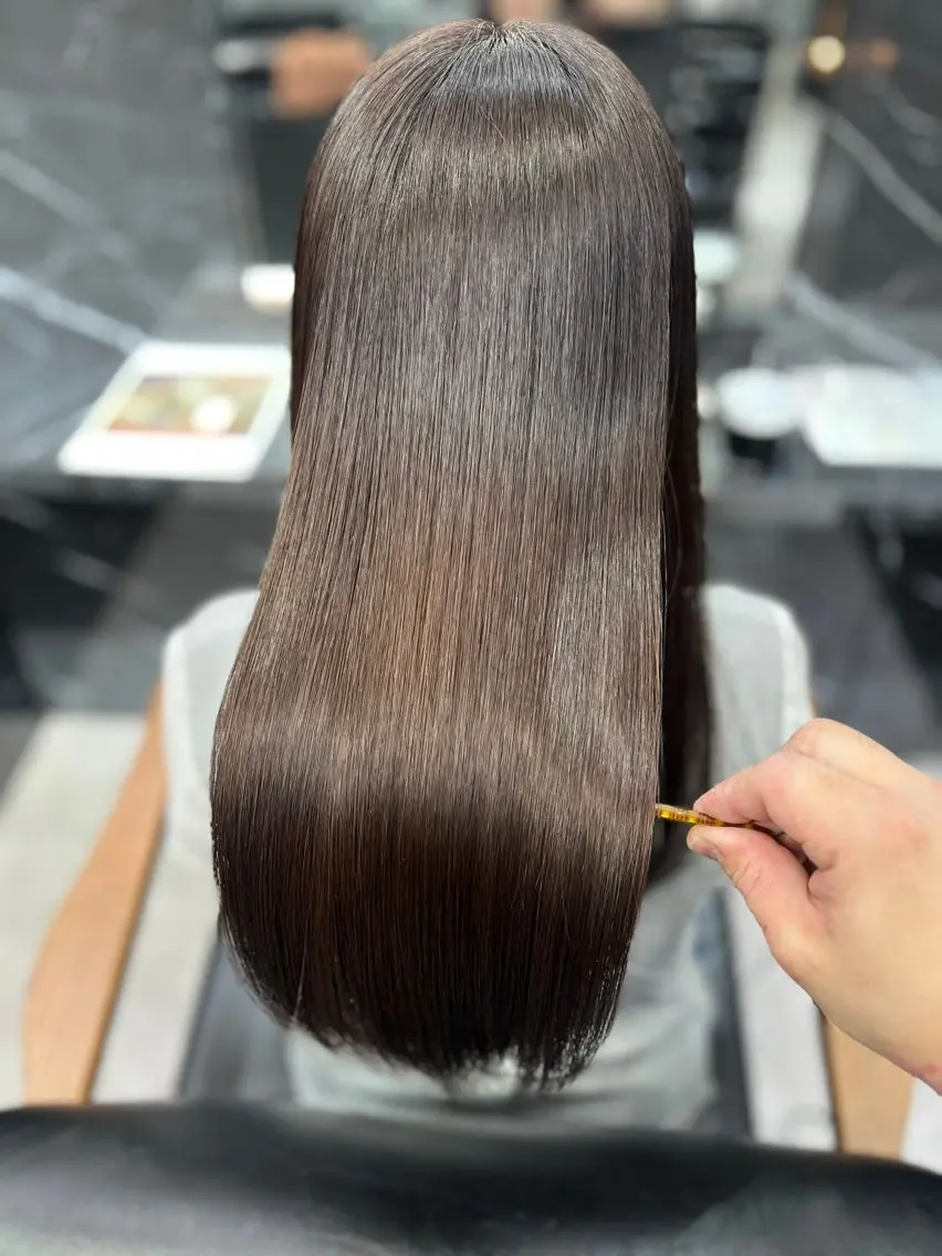 ロング カラー くせ毛 ulu+sia/ 神戸本格派髪質改善のヘアスタイル