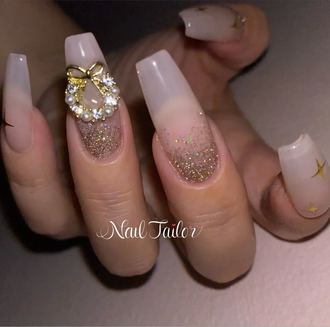 ネイル 長さ出し フラッシュネイル ラメ(グリッター) ロングネイル ワンカラーネイル ハンドネイル NailTailor ネイルテイラーのネイルデザイン