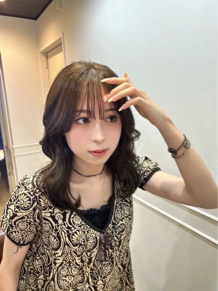 セミロング カラー 透明感カラー ヘアカラー トリートメント houda marinのヘアスタイル