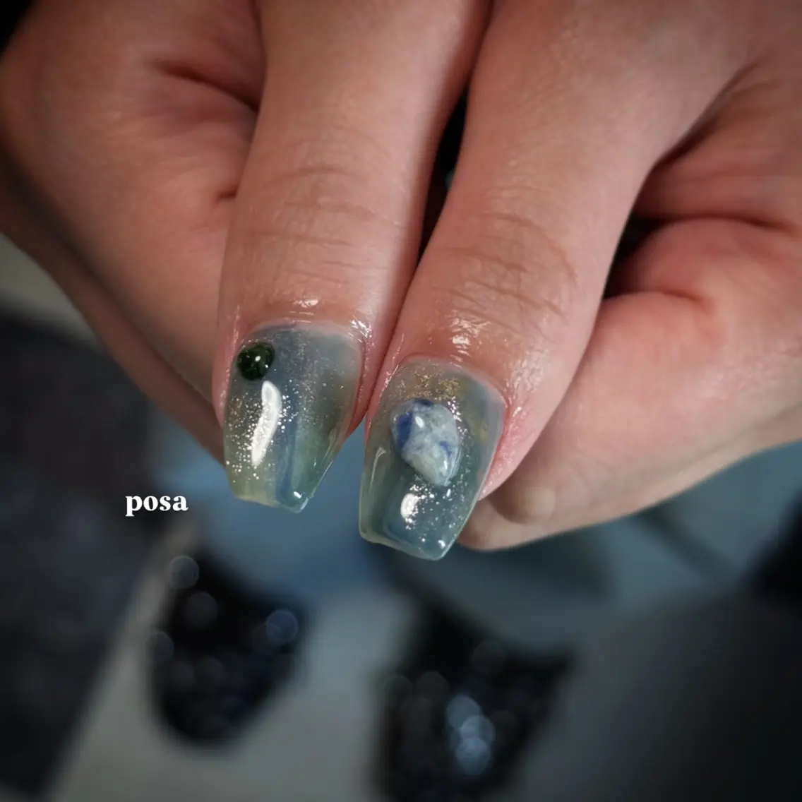 ネイル グリーン ニュアンスネイル シンプルネイル ハンドネイル posa nail モエミのネイルデザイン