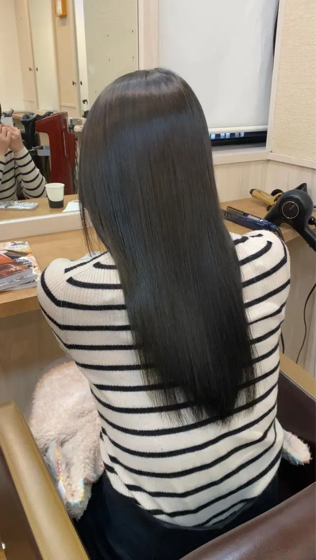 【学生限定✨】カット＋カラー＋Ωトリートメントの写真