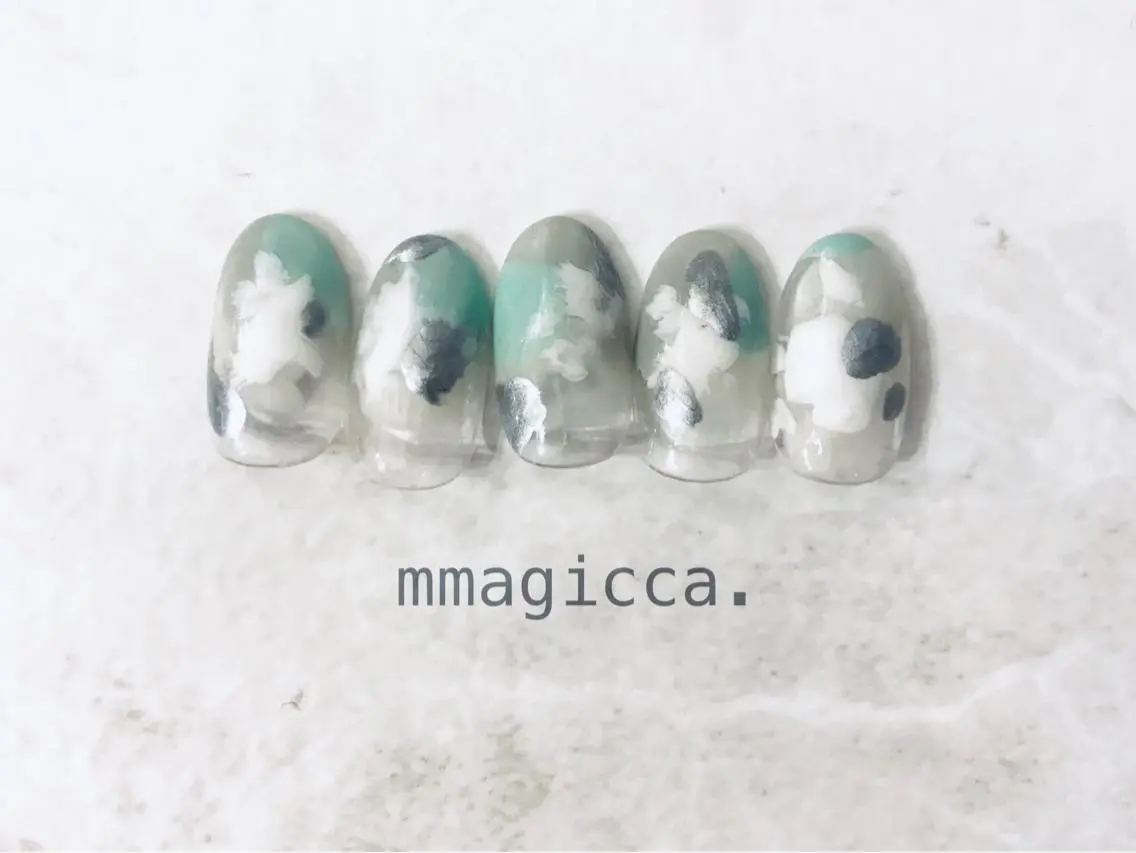 ネイル ジェルネイル mmagicca. 【 まじか. 】のネイルデザイン