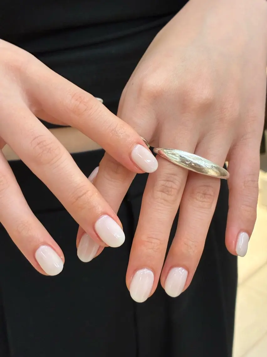 ネイル マットネイル ホワイト DEE nail moeka.Gのネイルデザイン